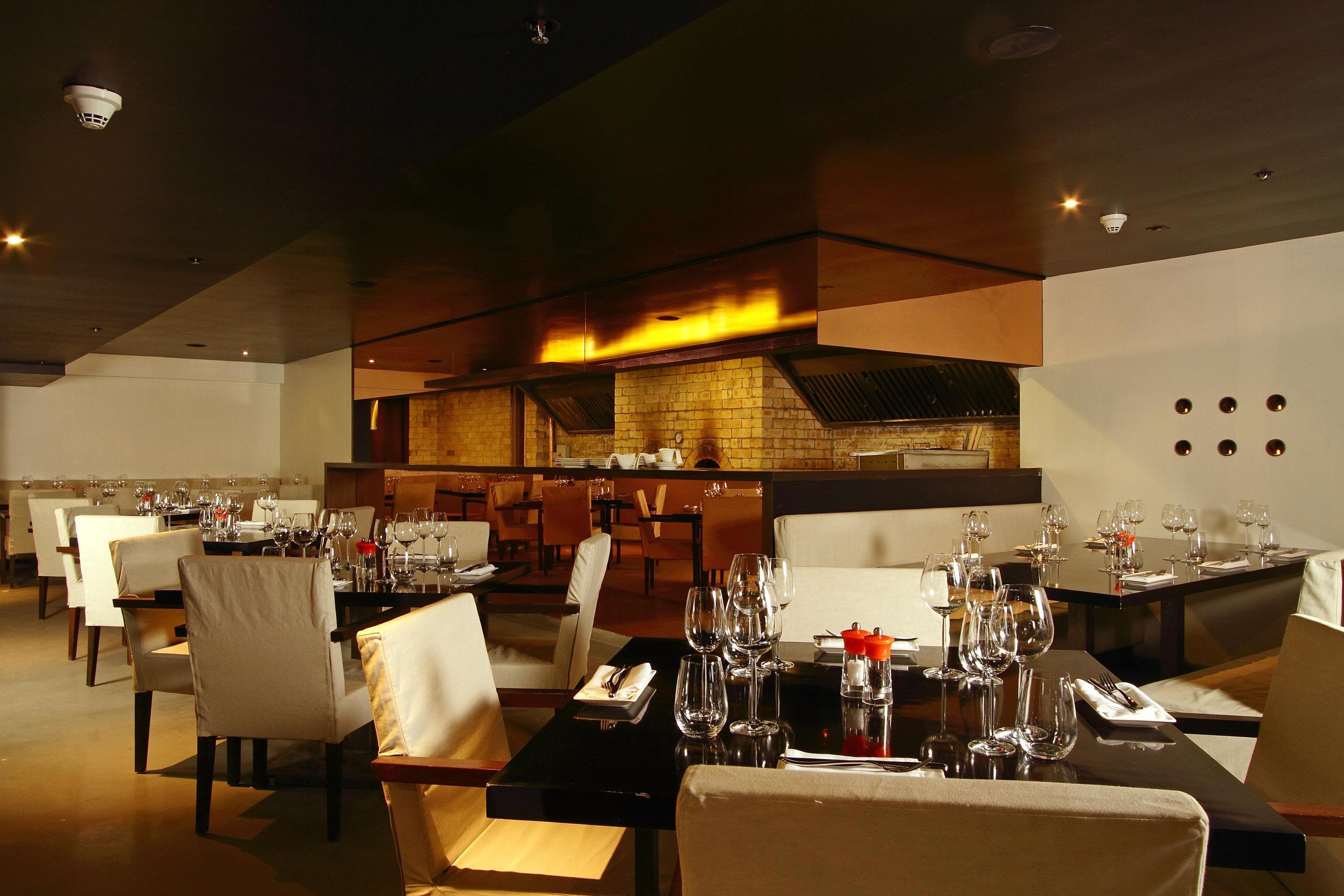 Svenska Design Hotel Andheri — Bilder 1